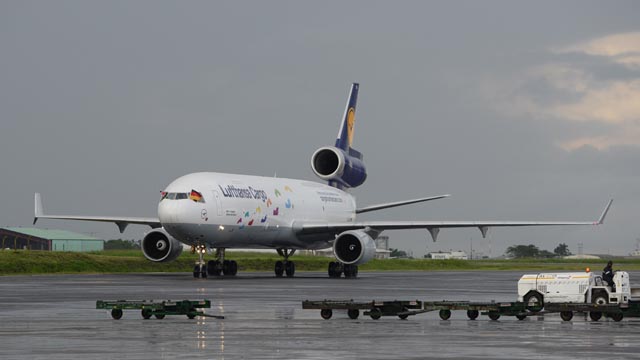 Lufthansa Cargo MD-11